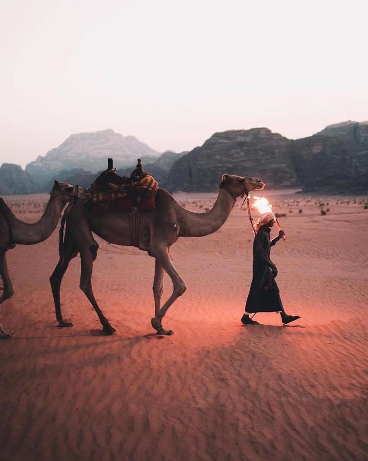 Hotel Golden Day à Wadi Rum Extérieur photo