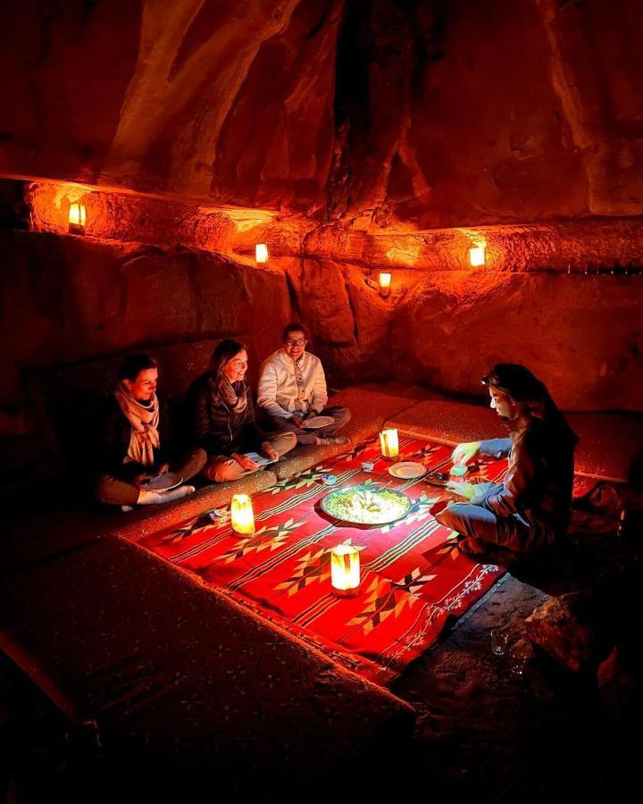 Hotel Golden Day à Wadi Rum Extérieur photo