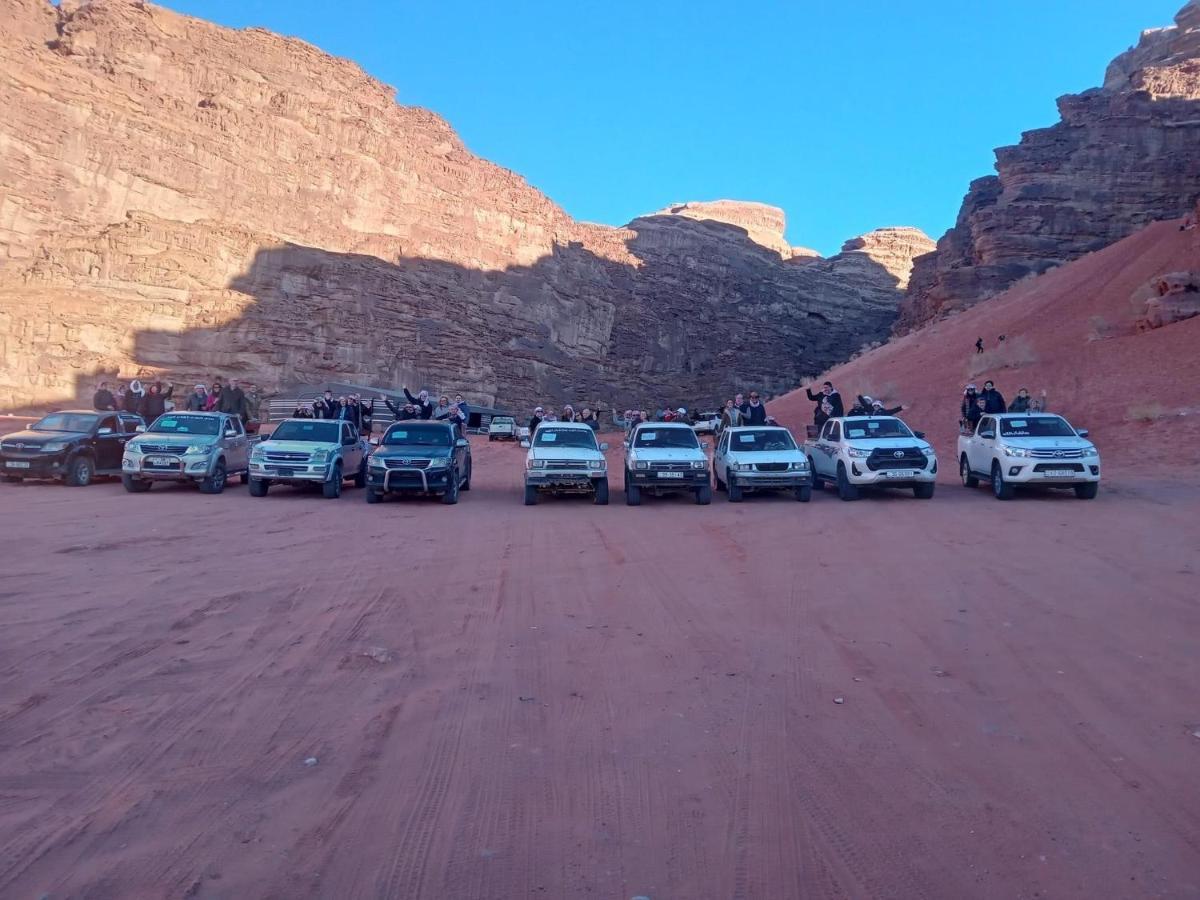 Hotel Golden Day à Wadi Rum Extérieur photo