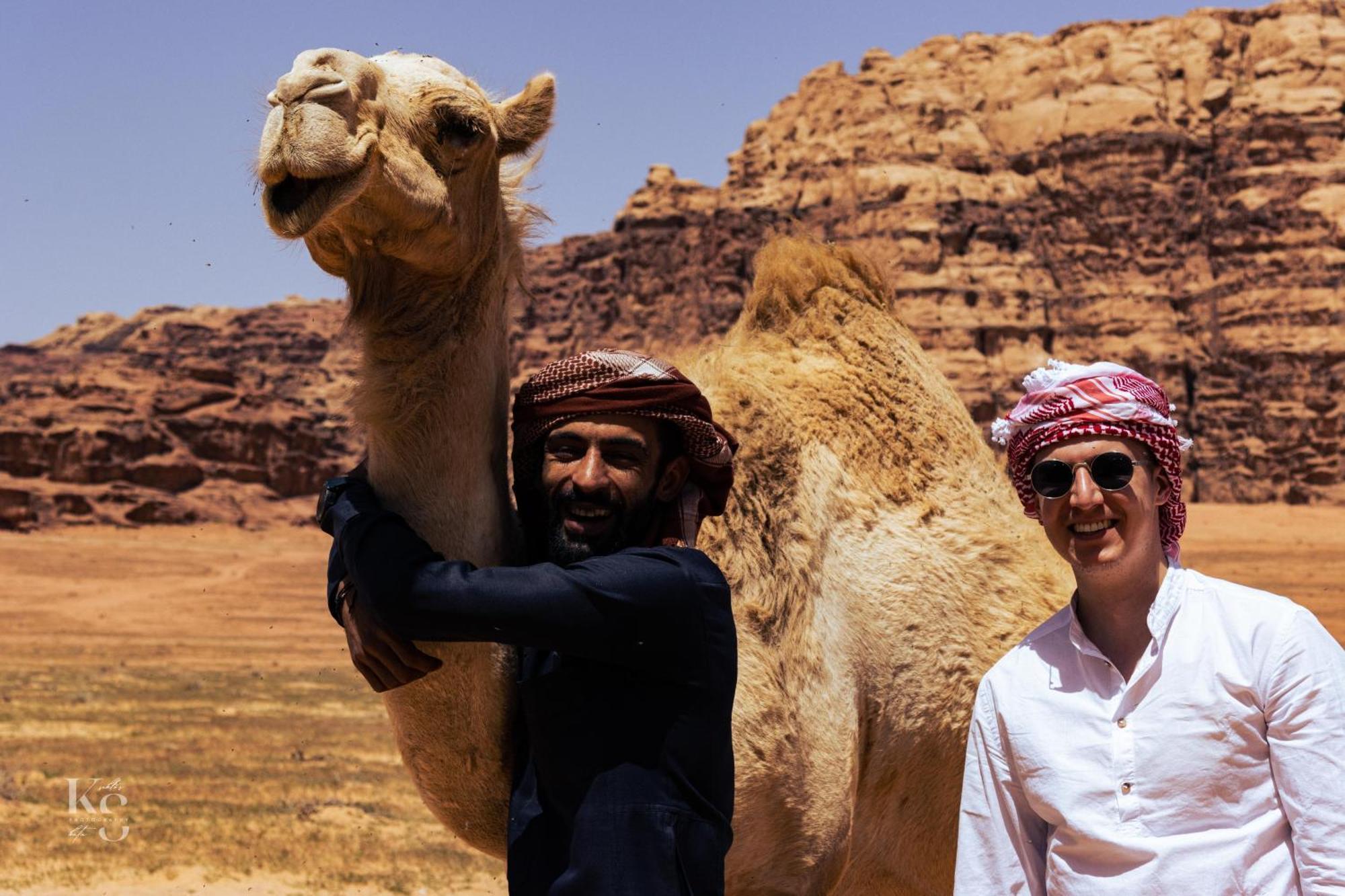 Hotel Golden Day à Wadi Rum Extérieur photo