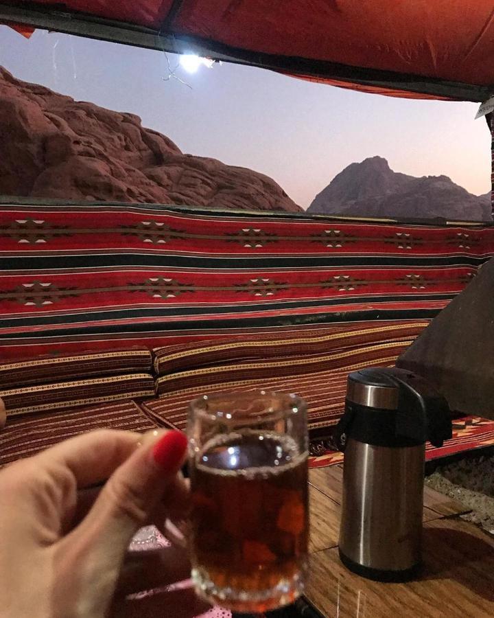 Hotel Golden Day à Wadi Rum Extérieur photo